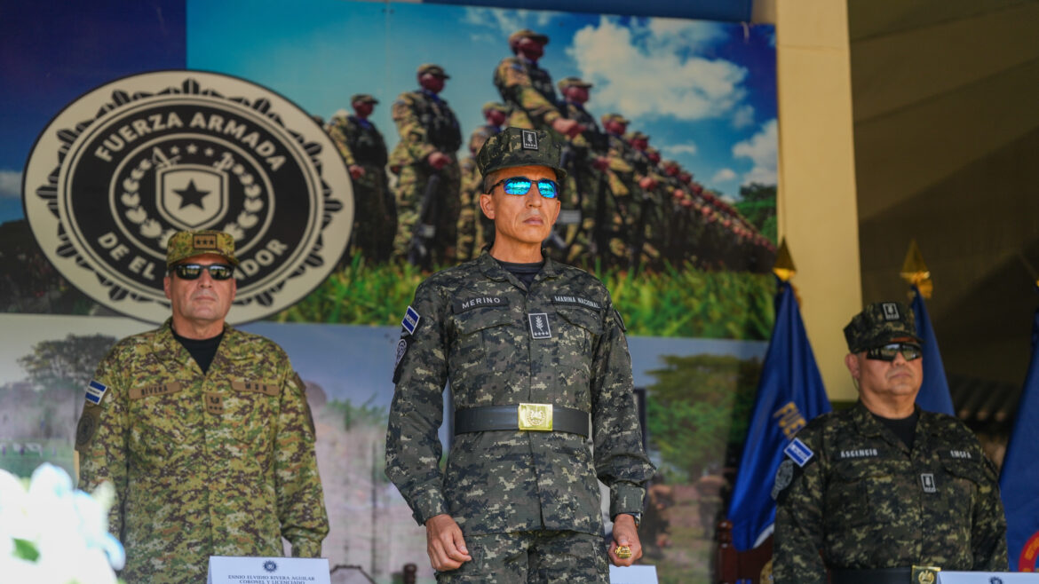 Más de 580 soldados del PAR 24-2026 juran lealtad a la Bandera Nacional y se incorporarán al Plan Control Territorial