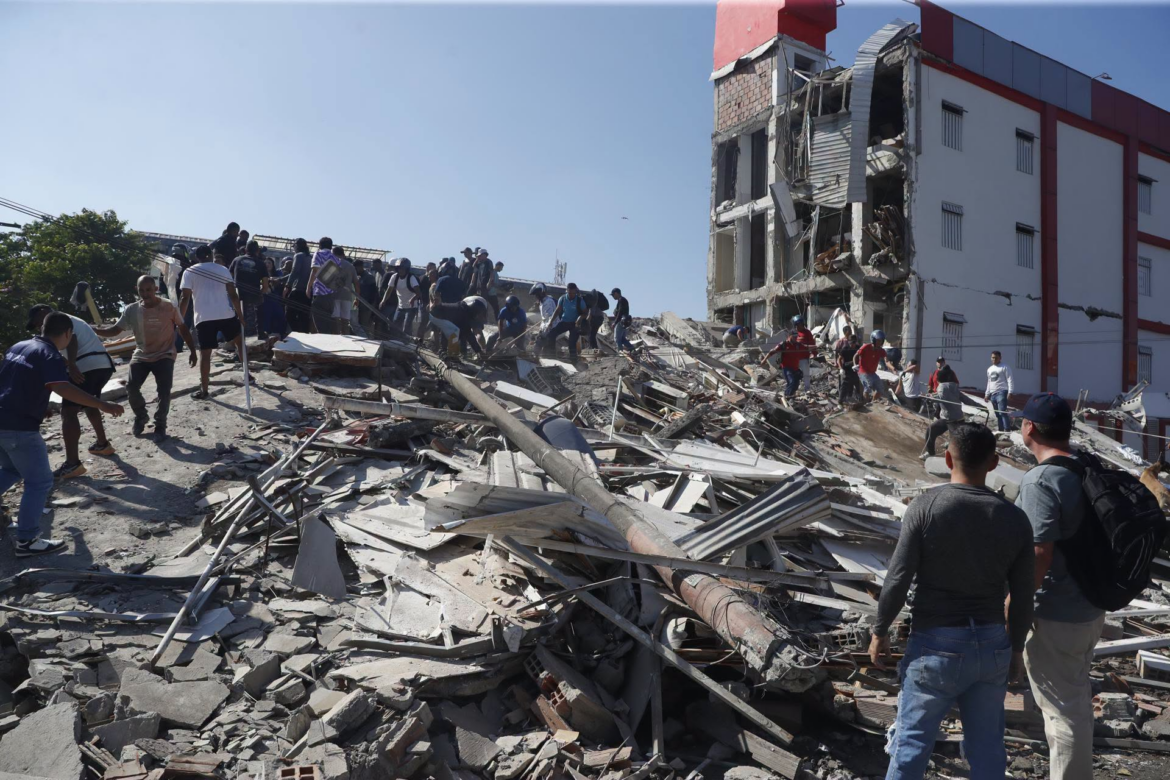 Terremoto de magnitud 7,4 deja al menos 20 muertos en Pereira y Manizales
