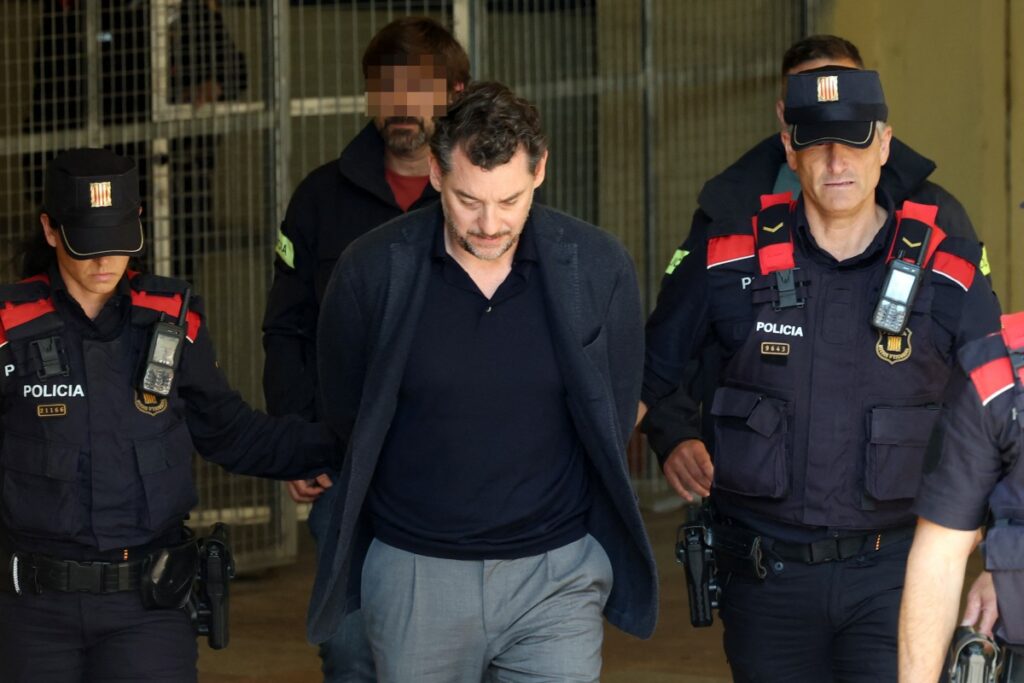 Detienen al hijo del fundador de Mango, investigado por la muerte de su padre