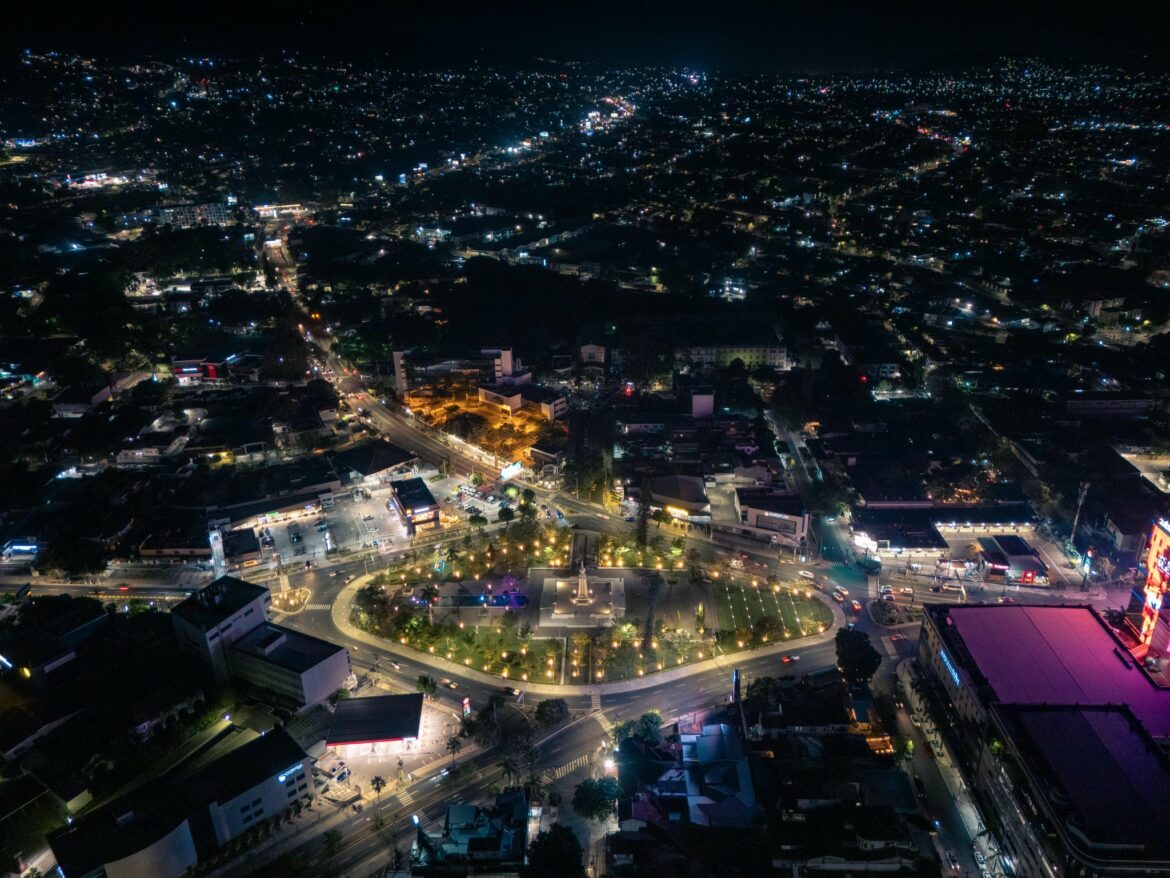 Cepal mejora previsión y proyecta un crecimiento de 3.9% para El Salvador en 2026