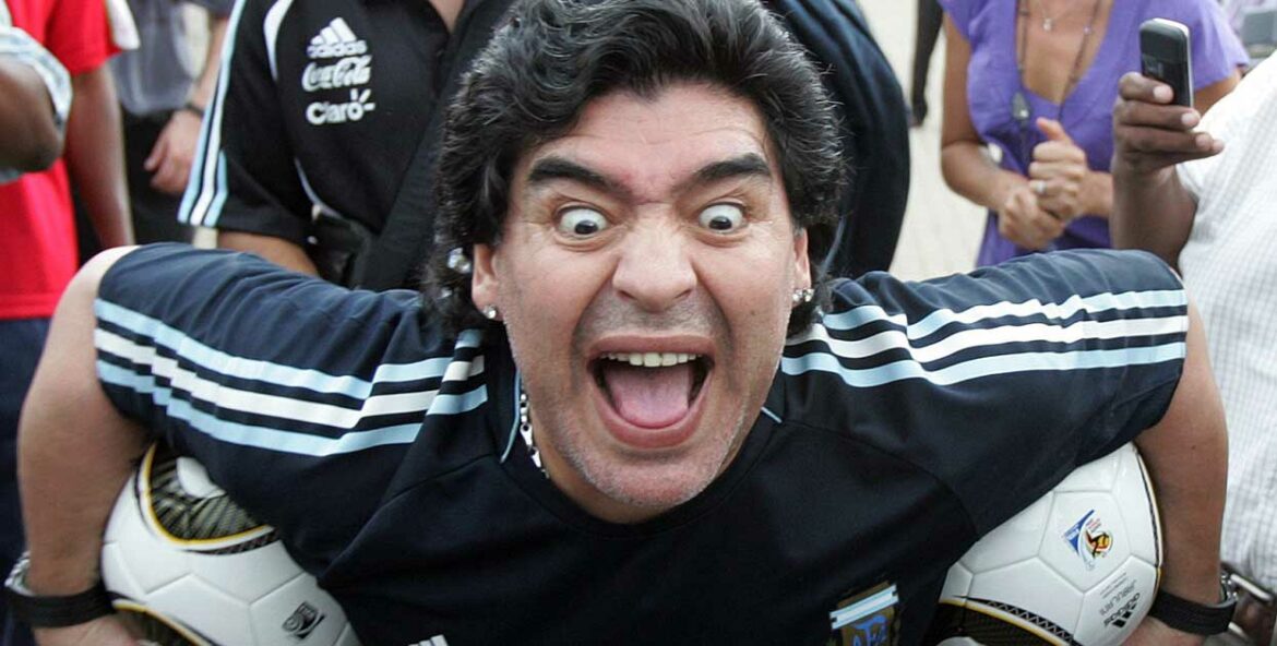 Maradona podría haber mejorado con un diurético, señala médico en juicio por su muerte