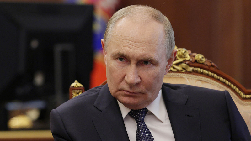 Vladímir Putin dice que la guerra en Ucrania está llegando a su fin