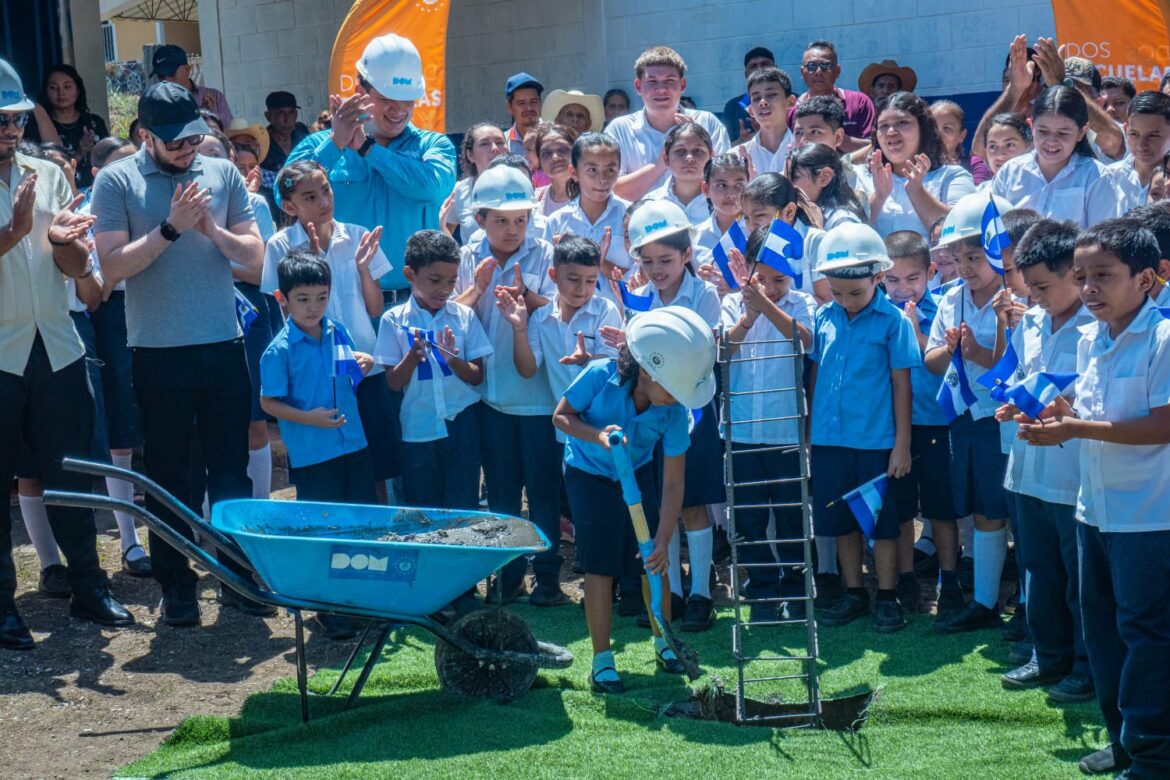 Programa Dos Escuelas por Día renovará centro educativo en San Miguel Norte
