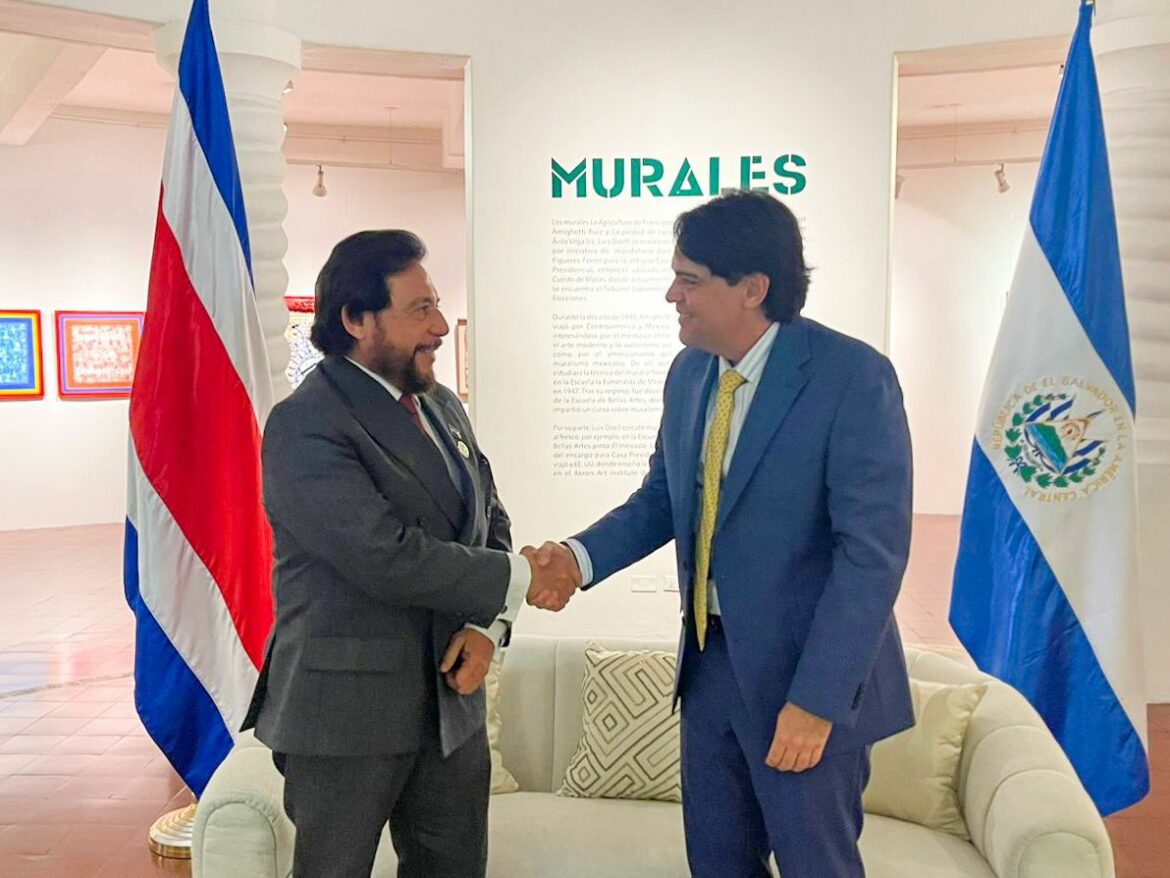 Vicepresidente Ulloa asistirá a traspaso de mando presidencial en Costa Rica