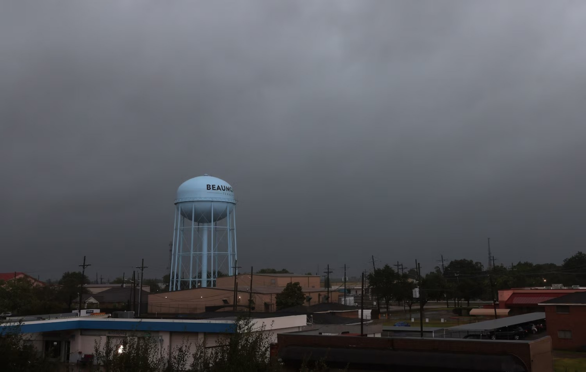 Inundaciones repentinas golpean Texas tras el paso de la tormenta tropical Edouard