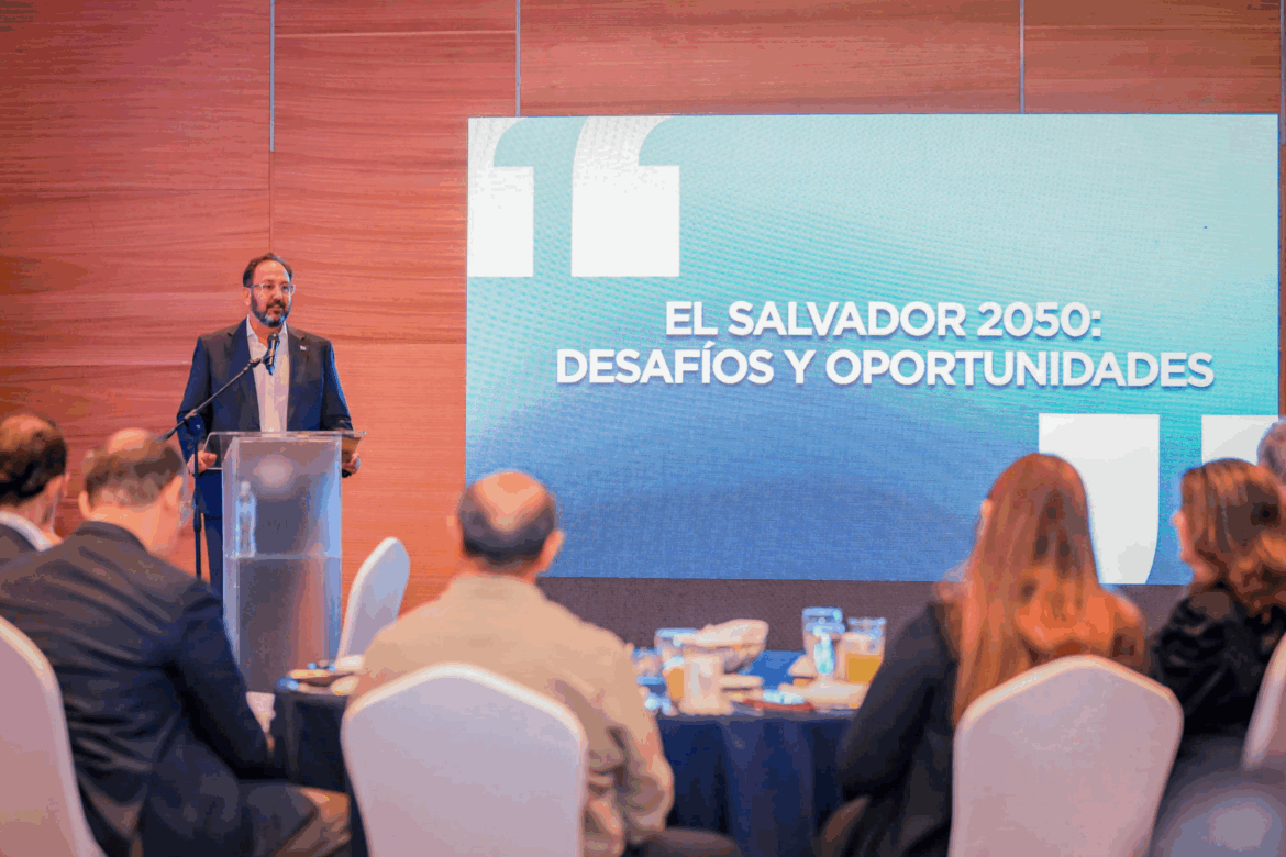 El Salvador analiza nuevas oportunidades para un turismo adaptado a una población más longeva