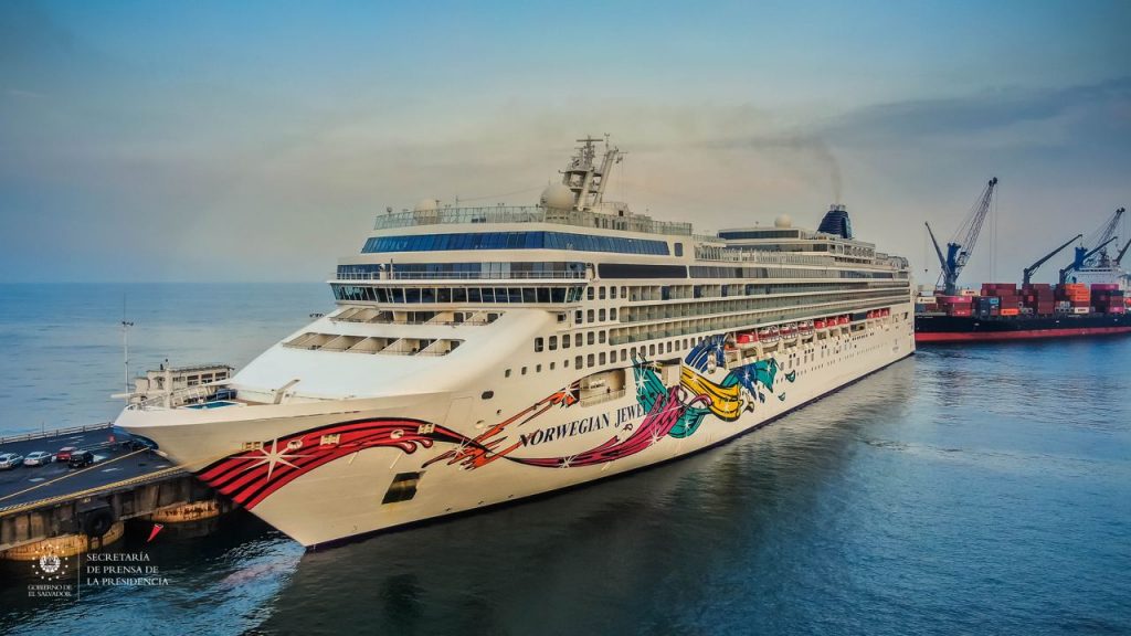 Último crucero de la temporada atracará el sábado en Acajutla