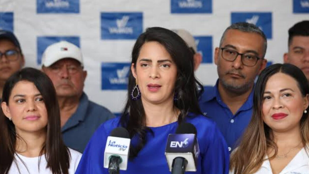 Claudia Ortiz enfrenta proceso de expulsión de VAMOS durante campaña interna