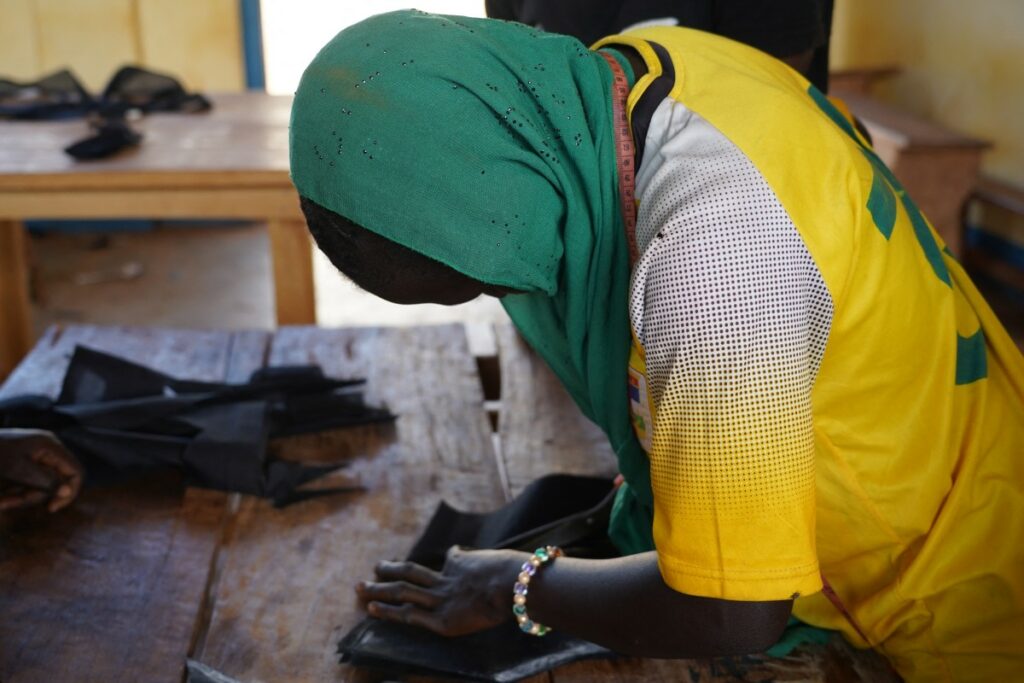 Ex niños soldado aprenden oficios para rehacer sus vidas en República Centroafricana