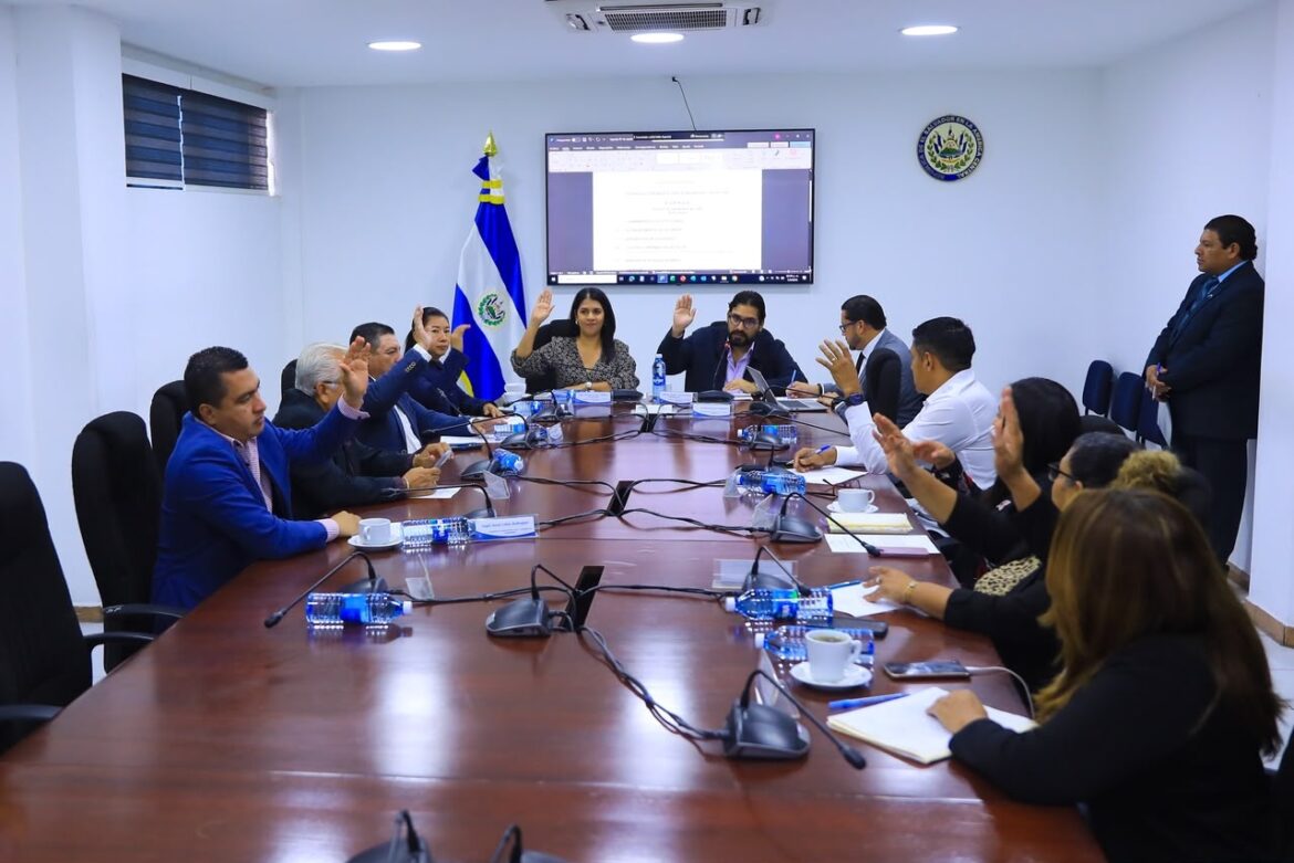 Proponen nueva ley para regular la responsabilidad de profesionales de construcción y urbanización