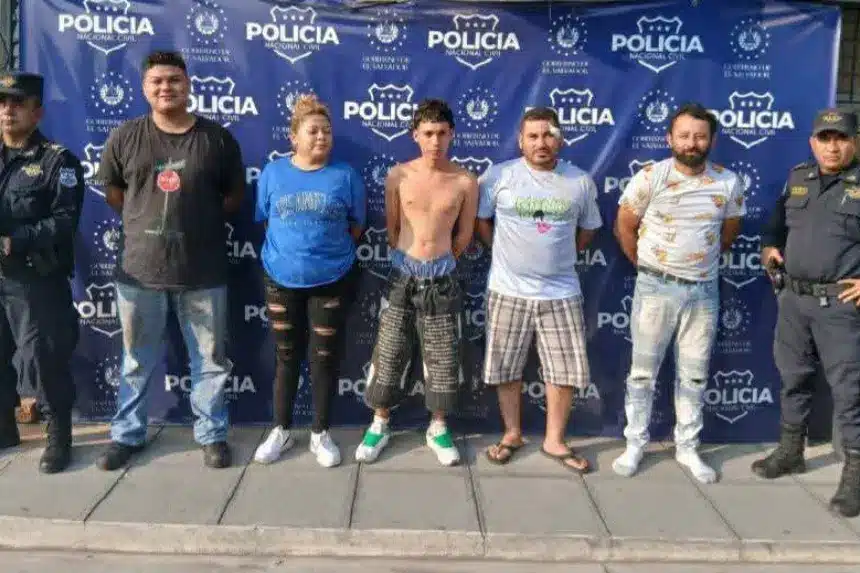 PNC captura a cinco personas tras riña frente a bar en Apopa