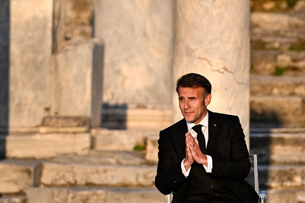 Macron se alejará de la política en 2027