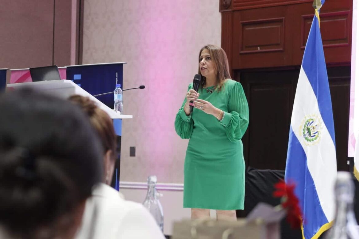 WTW reafirma su compromiso con el liderazgo femenino en el foro Woman in Business 2026