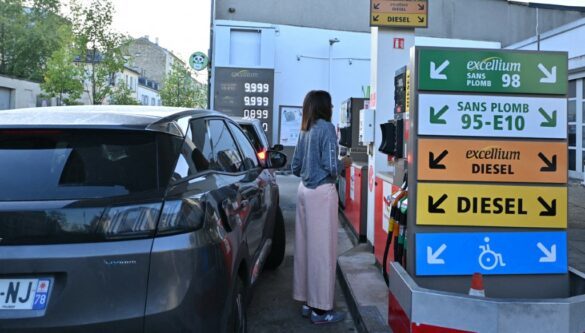 Francia registra desabastecimiento de combustible en el 11 % de sus estaciones