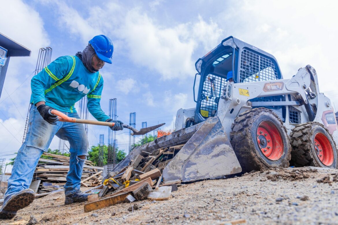 Avanza reconstrucción del Centro Escolar Caserío Las Chinitas en Ahuachapán