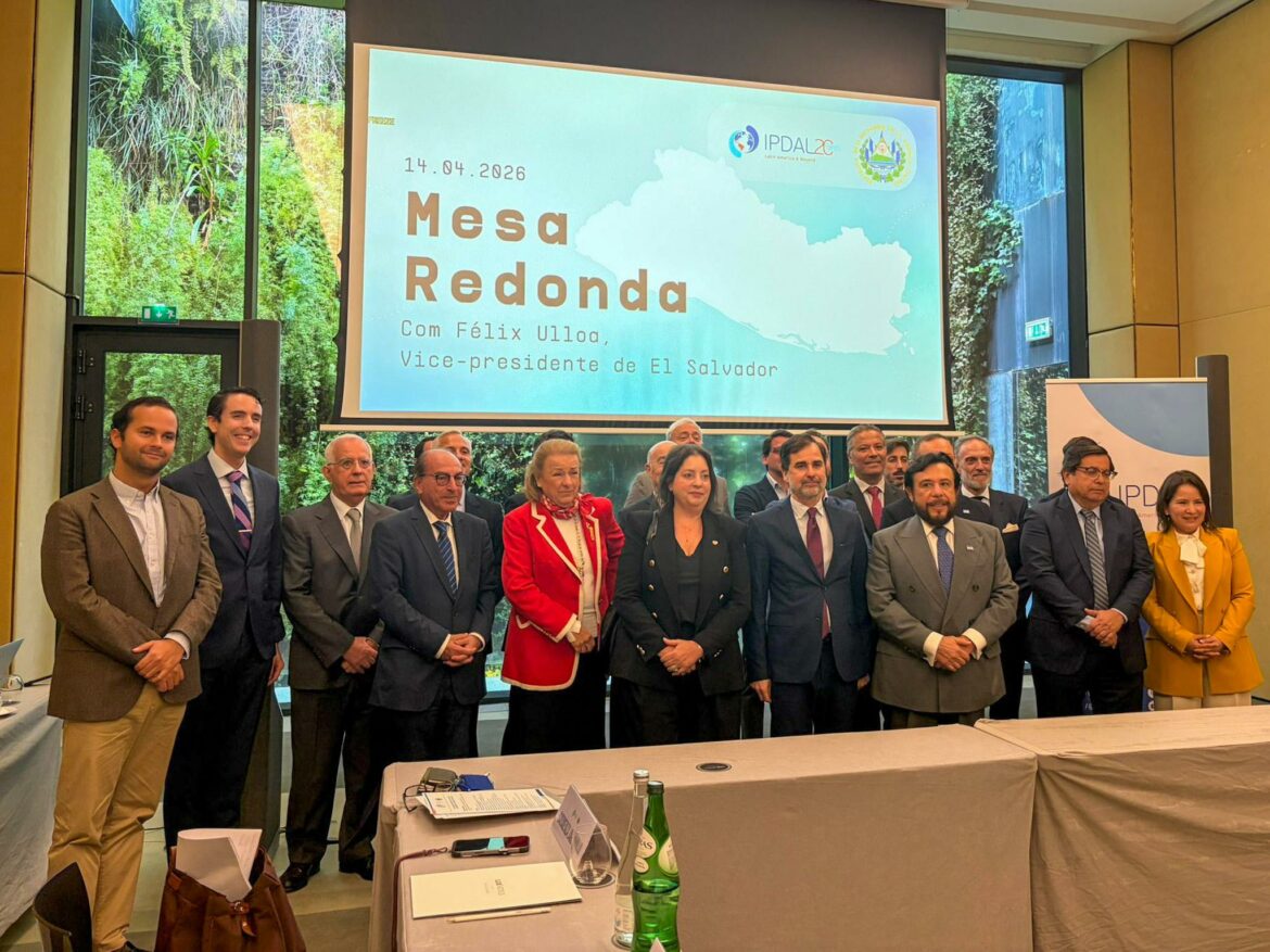 Vicepresidente Ulloa expone transformaciones en El Salvador en Mesa de alto nivel regional