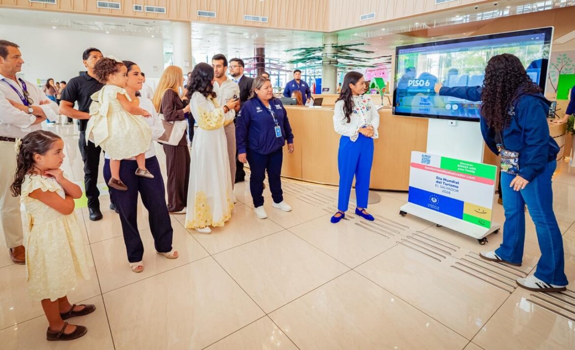 Gabriela de Bukele recibe en BINAES a delegaciones del Día Mundial del Turismo 2026