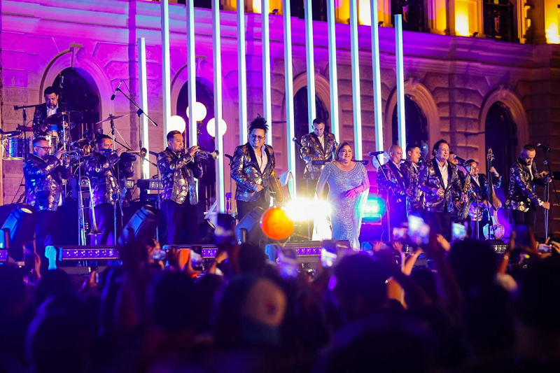 Los Hermanos Flores arriban a Los Ángeles para conquistar Coachella 2026