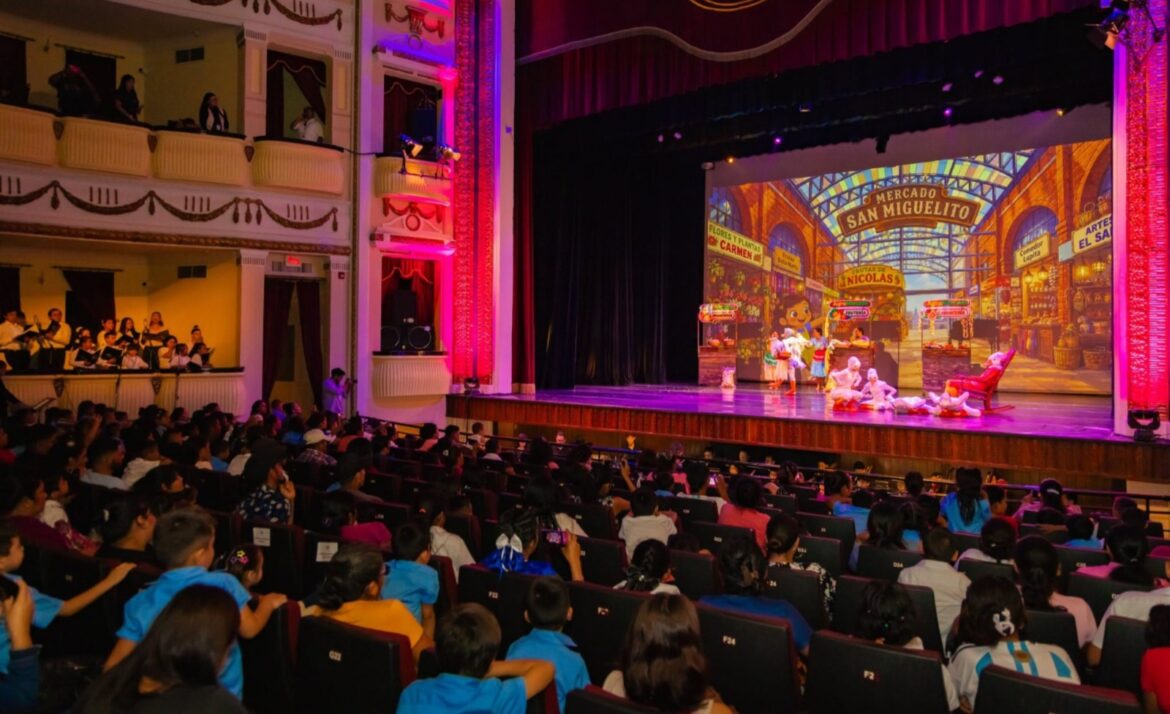 Estrenan «El mundo mágico de Cri-Cri: Una historia para imaginar juntos» en el Teatro Nacional