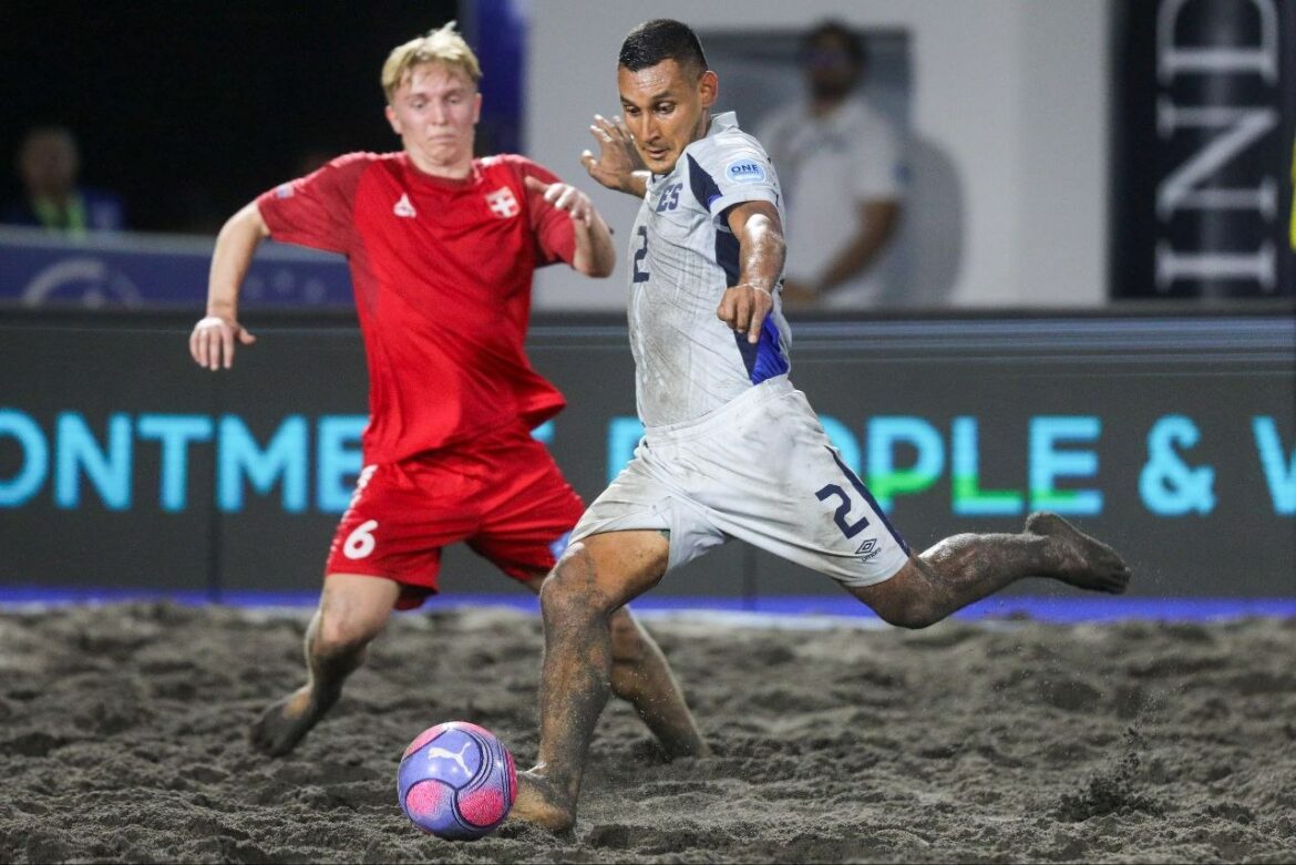 Dinamarca amargó el debut de la Selecta playera