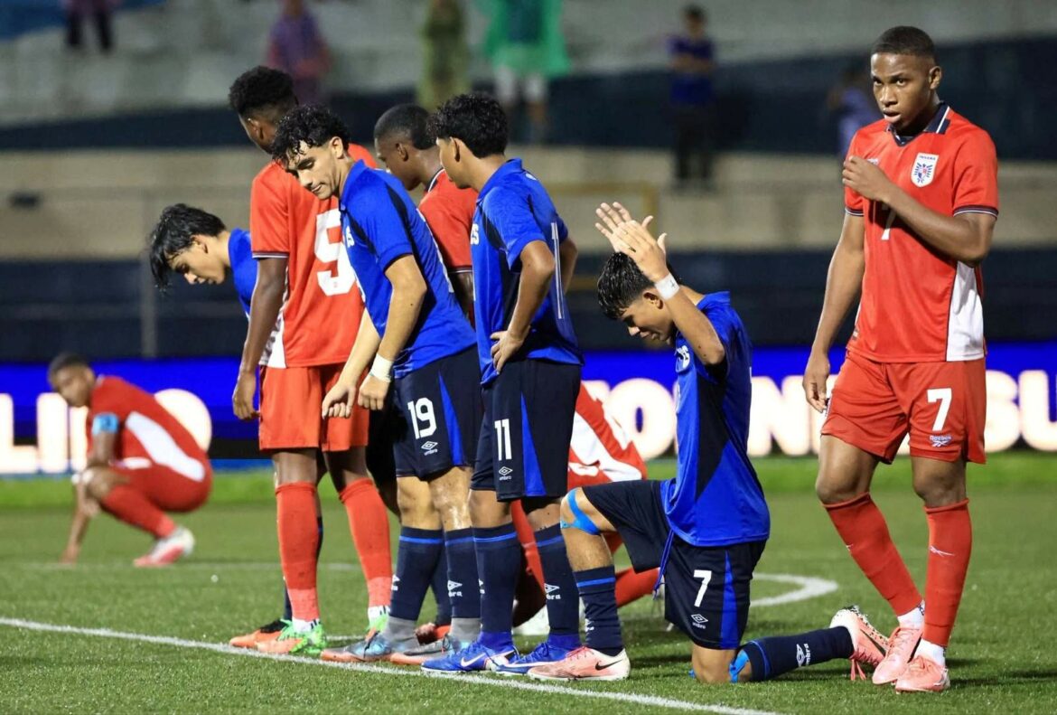 La Selecta Sub-16 vence a Panamá en penales y conquista el título de la UNCAF