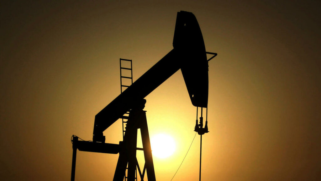 Petróleo al alza y mercados a la baja por tensiones en Medio Oriente