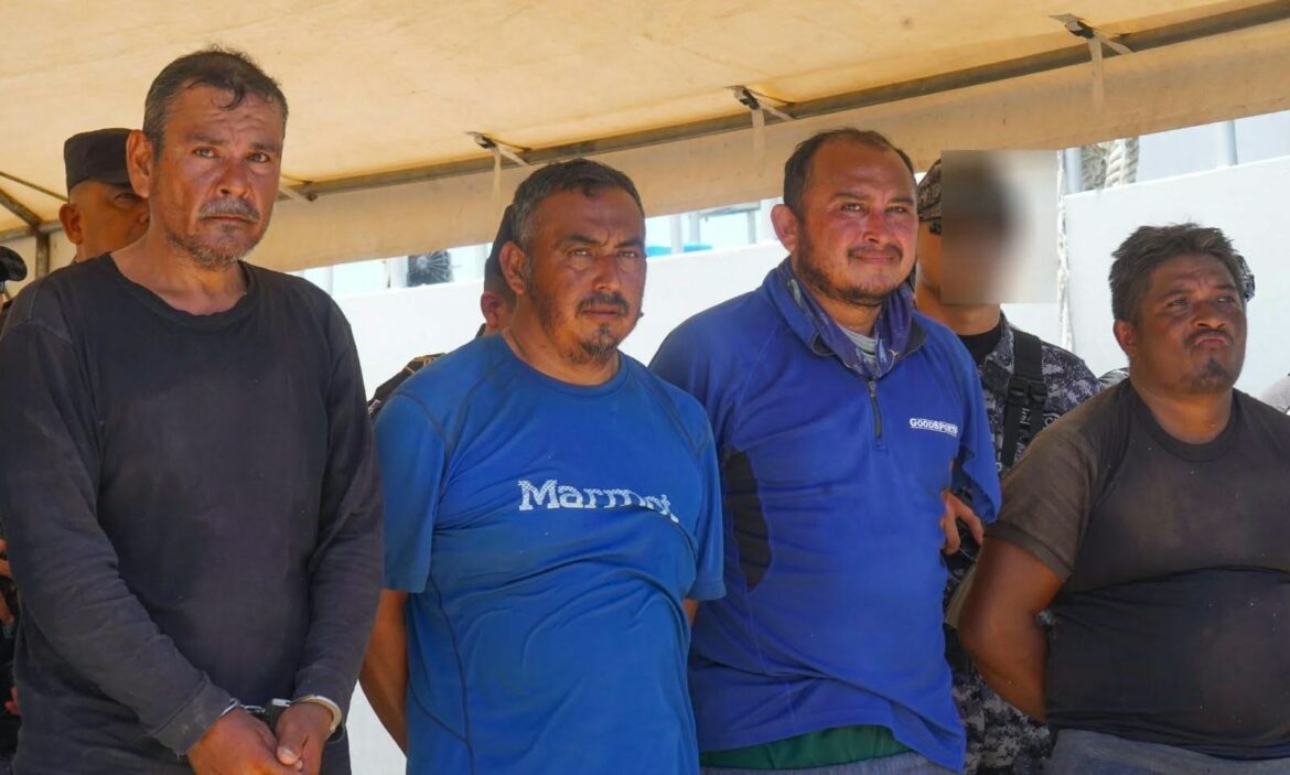 Siete extranjeros reciben condenas de hasta 21 años por tráfico de drogas y armas