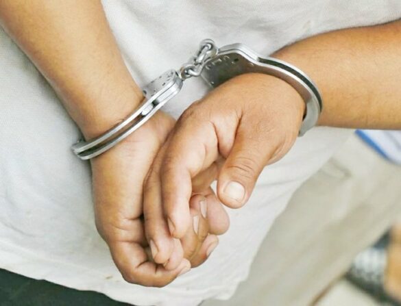 Capturan a hombre por agredir con botella a otro en Metapán